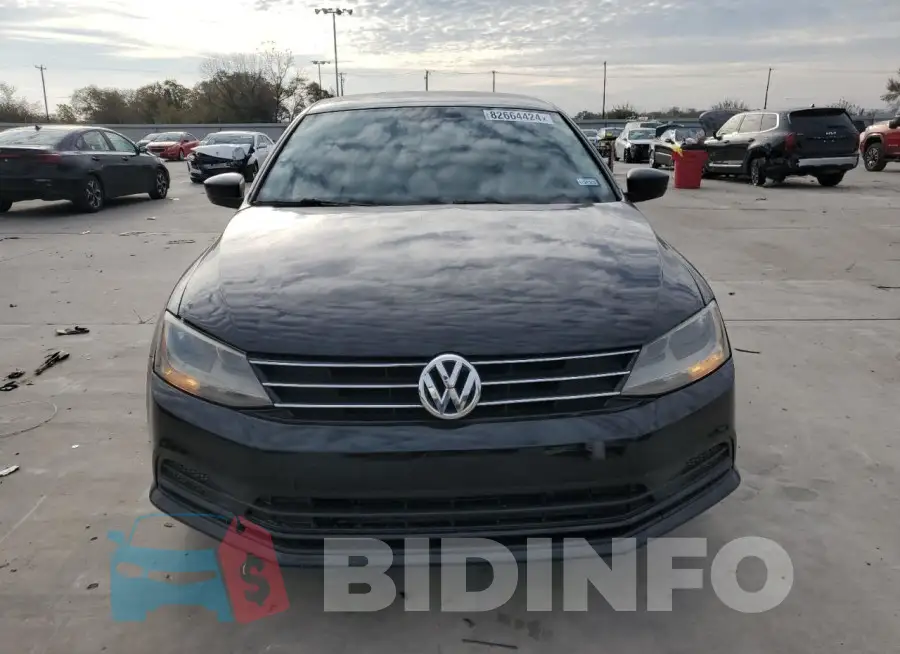 3VW267AJ2GM360236 Photo# 5