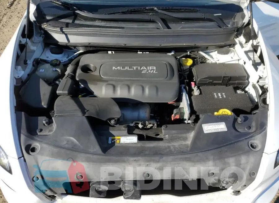 1C4PJLCB6FW690577 Photo# 12