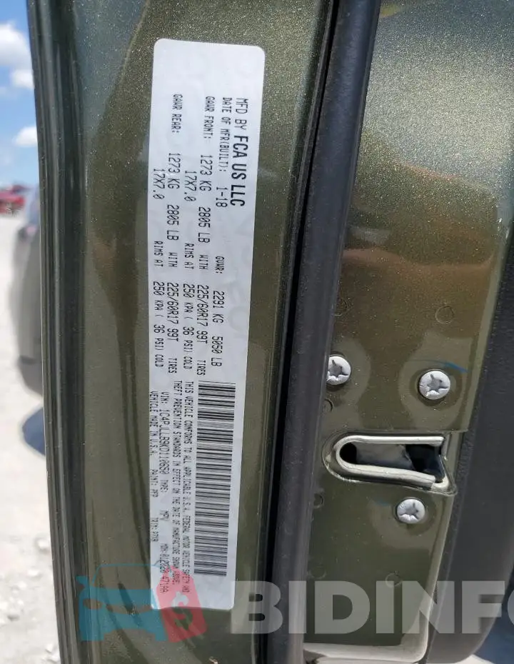 1C4PJLLB9KD110650 Photo# 13