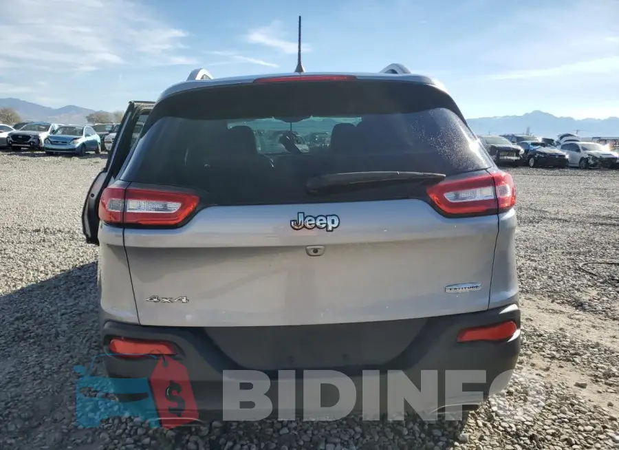1C4PJMLXXJD530627 Photo# 6