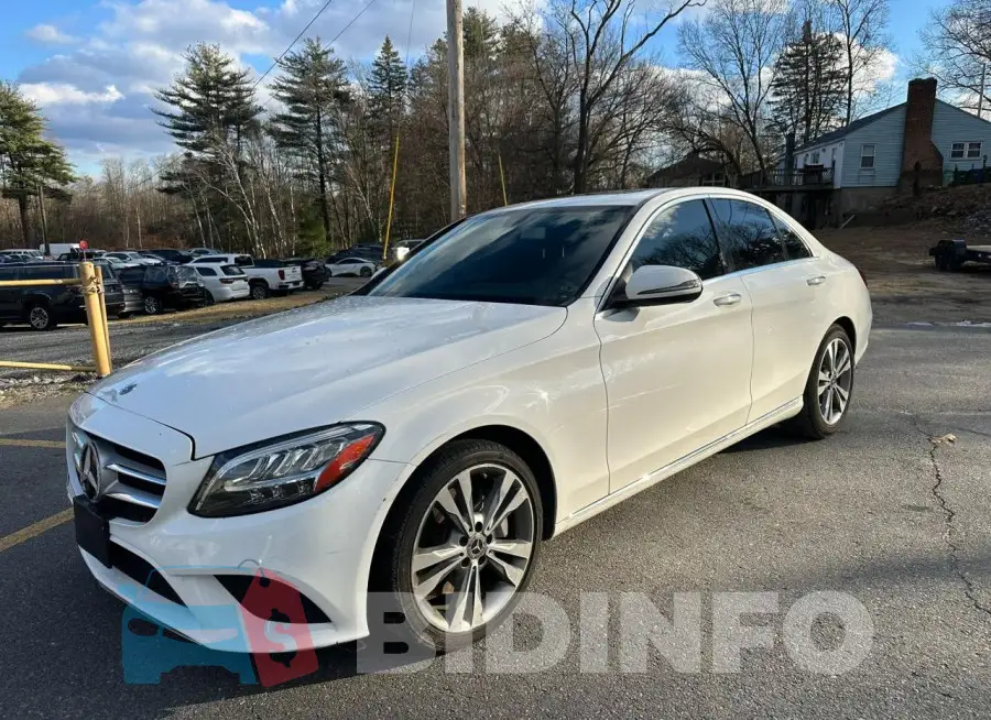 55SWF8DB4LU326097 Photo# 1