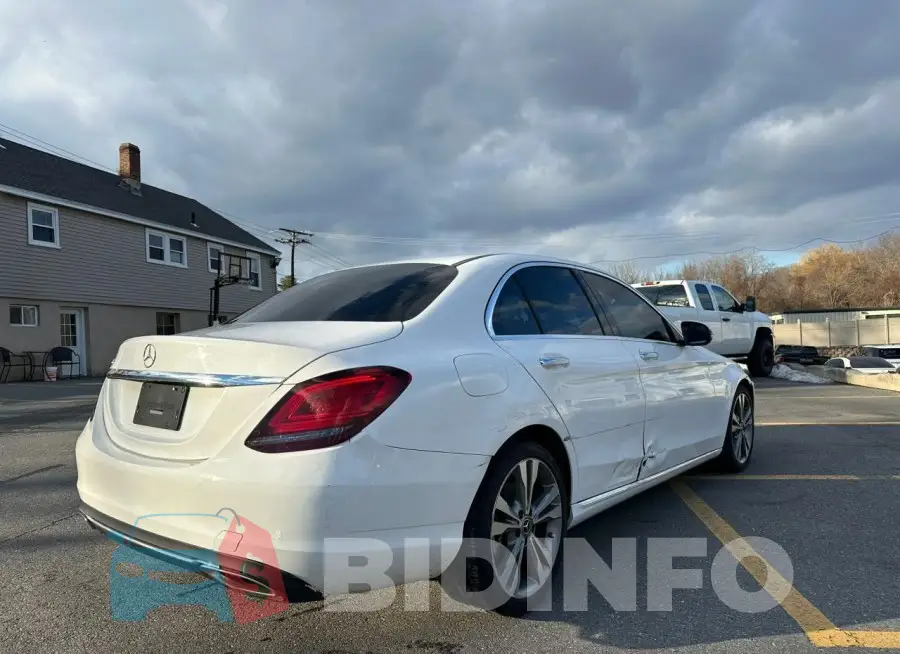 55SWF8DB4LU326097 Photo# 3