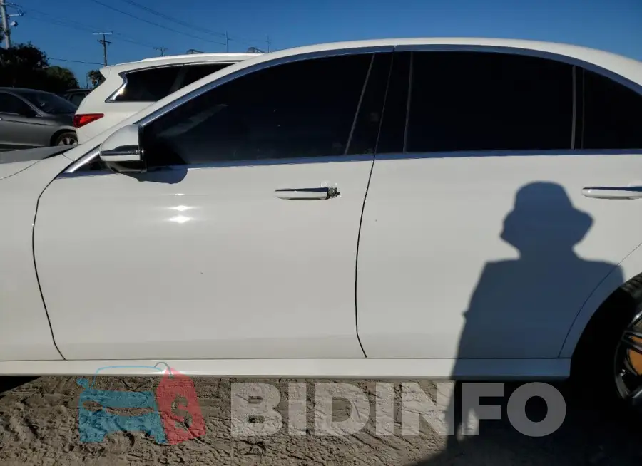 WDDZF4JB4KA588632 Photo# 12