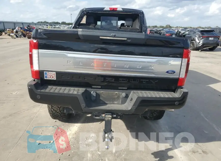2C4RC1BG2JR290375 Photo# 6
