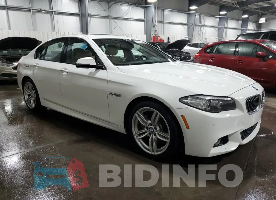 WBAFV3C53GD687527 Photo# 4