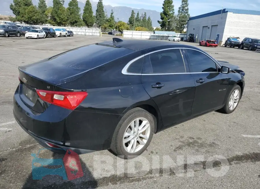 1G1ZD5ST4JF139605 Photo# 3