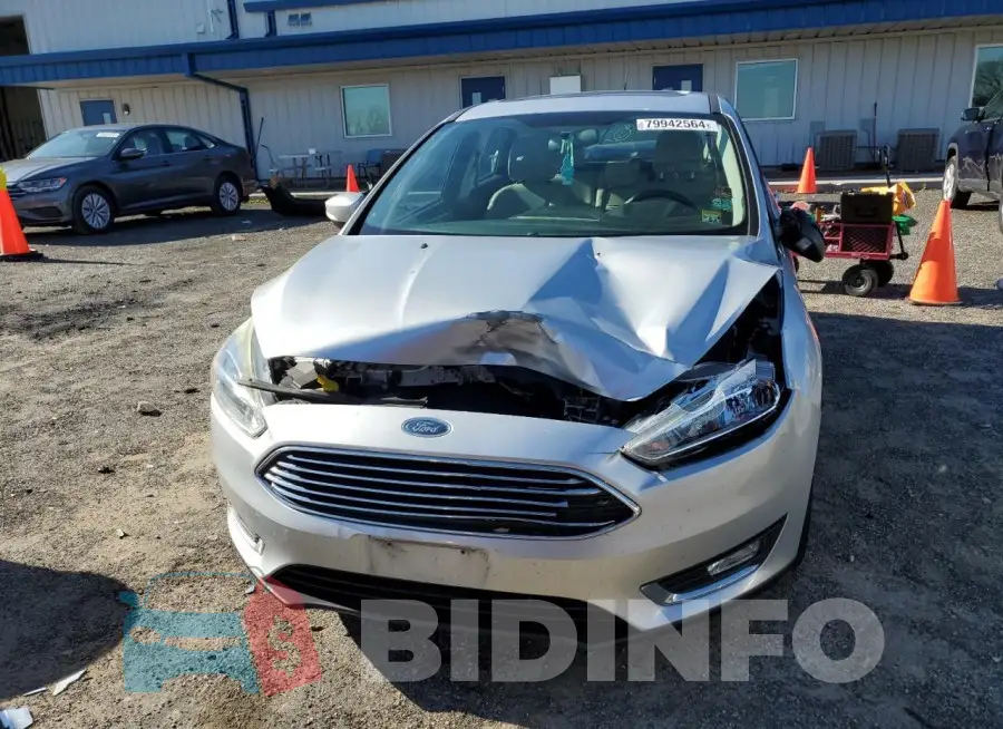 1FADP3N22GL295223 Photo# 5