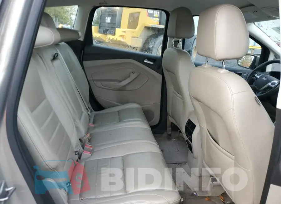 1FADP5CU6FL108631 Photo# 11