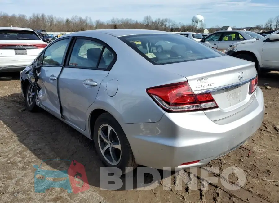 19XFB2F75FE267204 Photo# 2