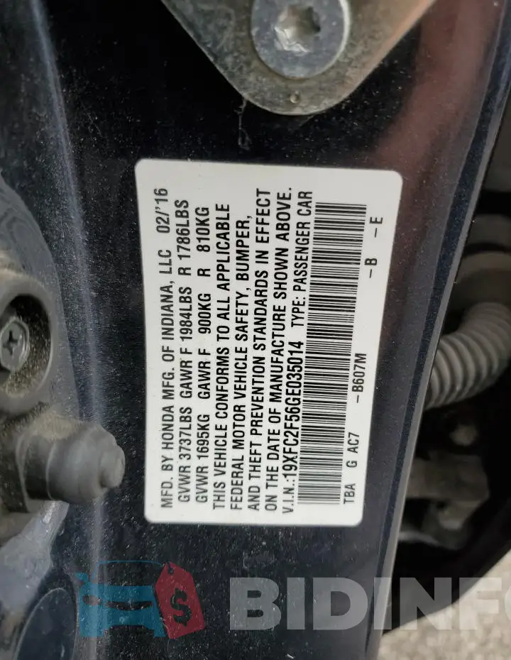 19XFC2F56GE035014 Photo# 12