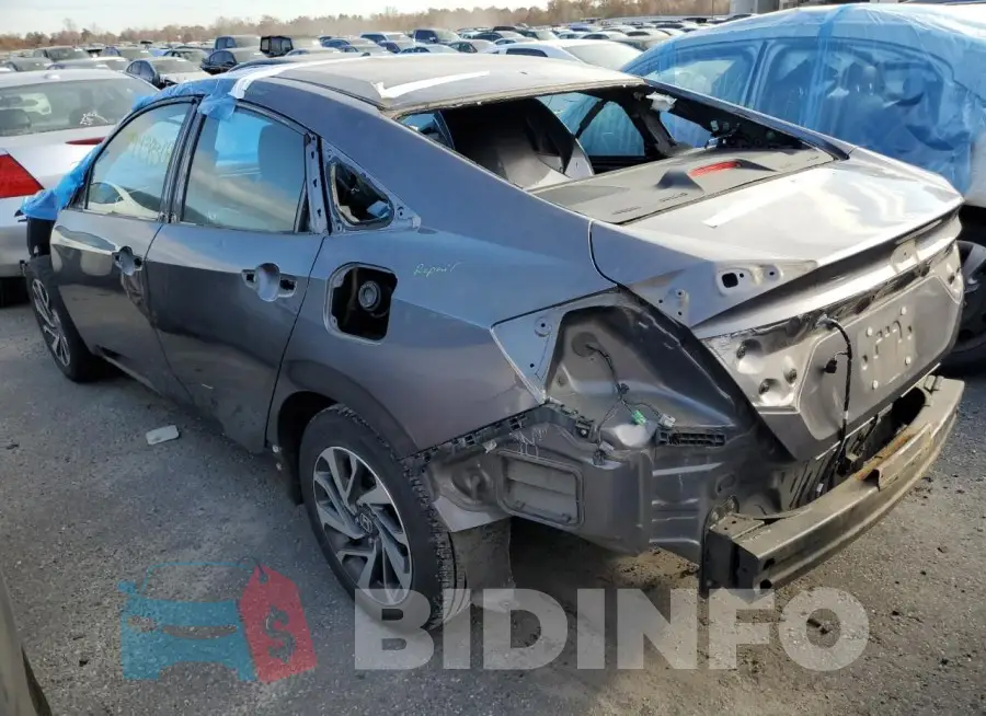 19XFC2F76HE027692 Photo# 2