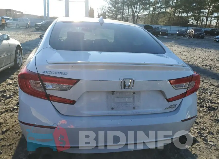 1HGCV2F35KA026331 Photo# 6
