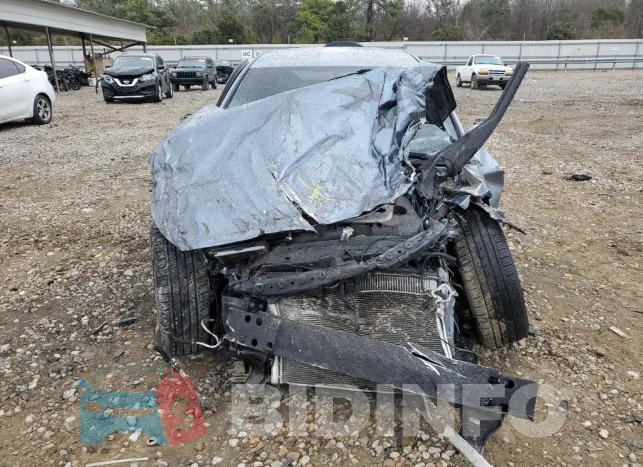 JN1BV7AP1FM348246 Photo# 5