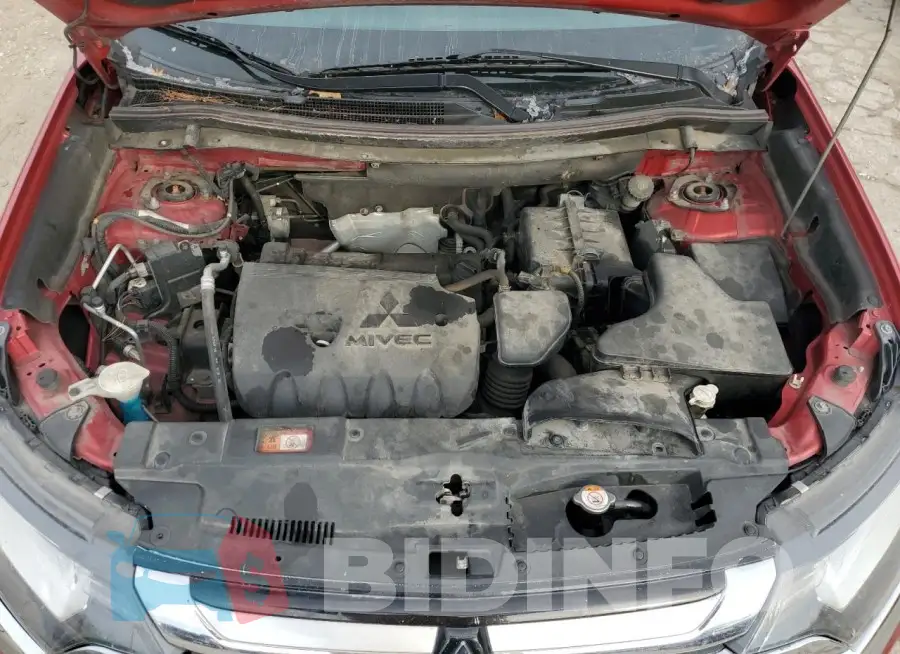 JA4AD2A35JZ069657 Photo# 12