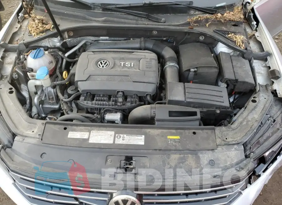 1VWBS7A31GC050979 Photo# 11
