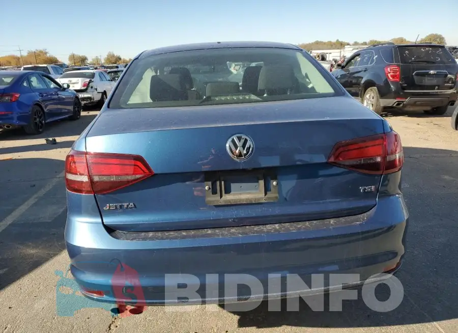 3VW167AJ5HM369980 Photo# 6