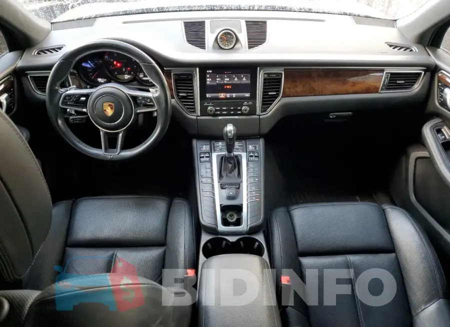 WP1AA2A59JLB13841 Photo# 8