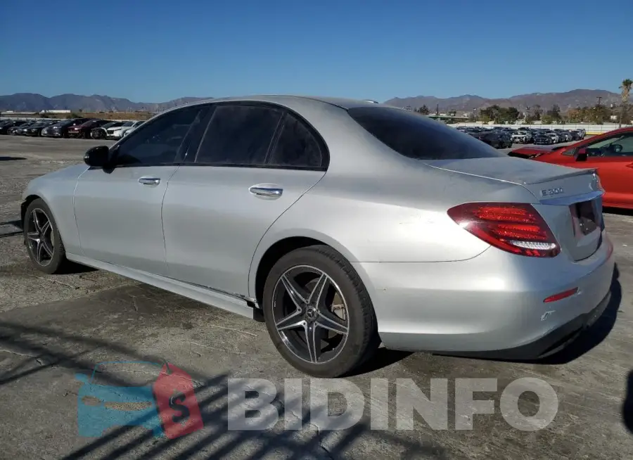 WDDZF4JB5KA516144 Photo# 2