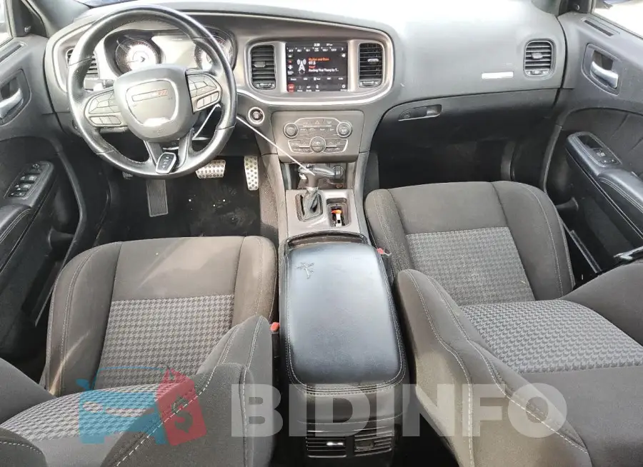 2C3CDXHG9NH183515 Photo# 8