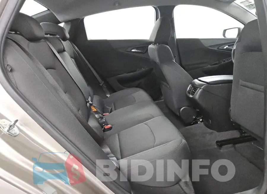 1G1ZD5ST3NF167174 Photo# 10