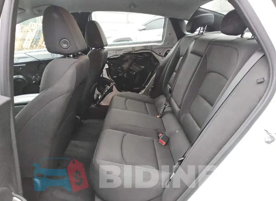 1G1ZD5ST3PF170403 Photo# 10