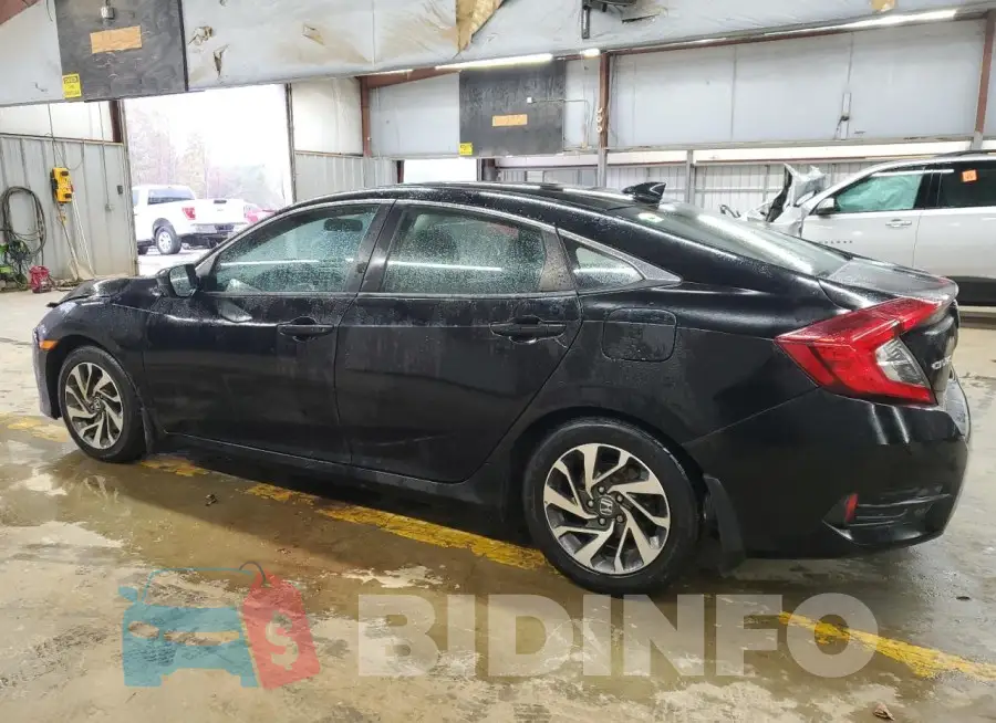 19XFC2F78HE043795 Photo# 2