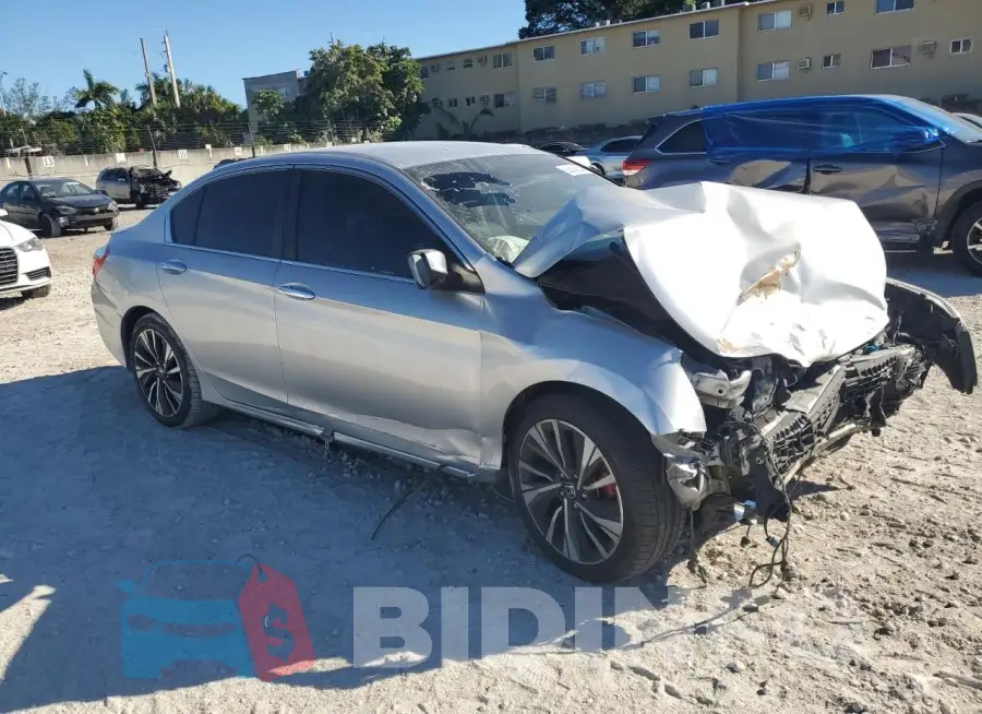 1HGCR2F37FA147422 Photo# 4