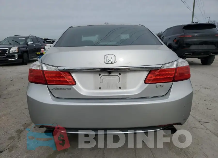 1HGCR3F84FA019690 Photo# 6