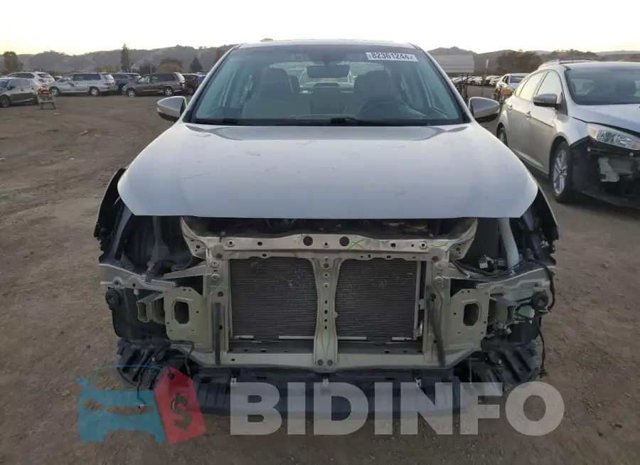 4S3BNAN64J3012200 Photo# 5