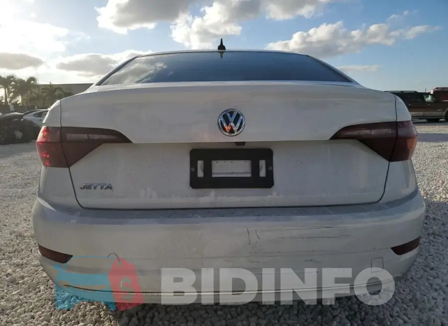 3VWC57BU0MM000619 Photo# 6