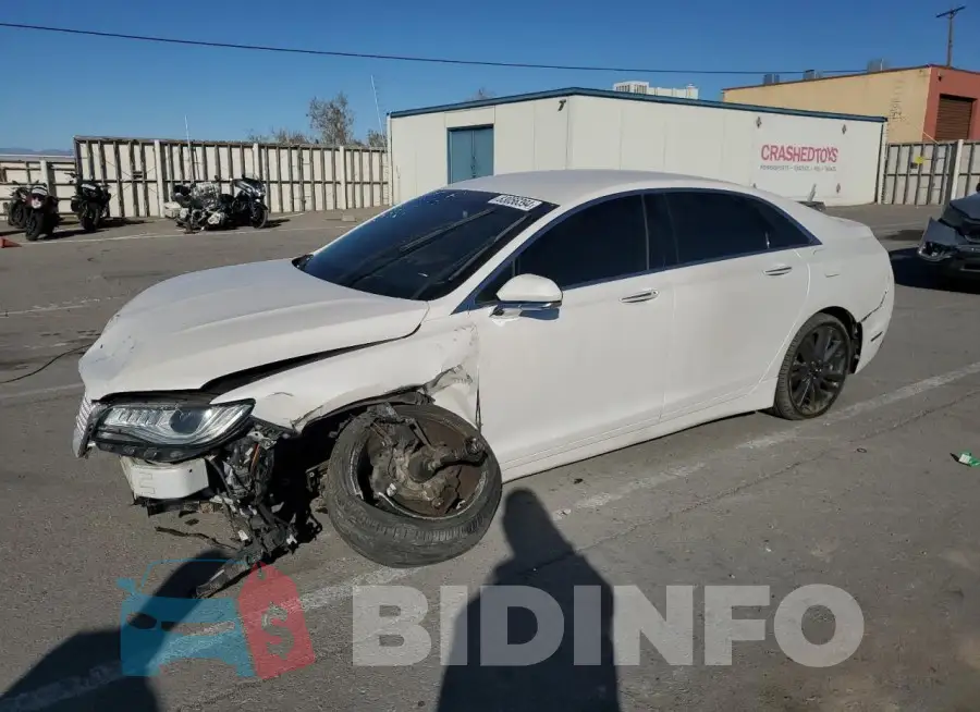 3LN6L5C97JR601945 Photo# 1
