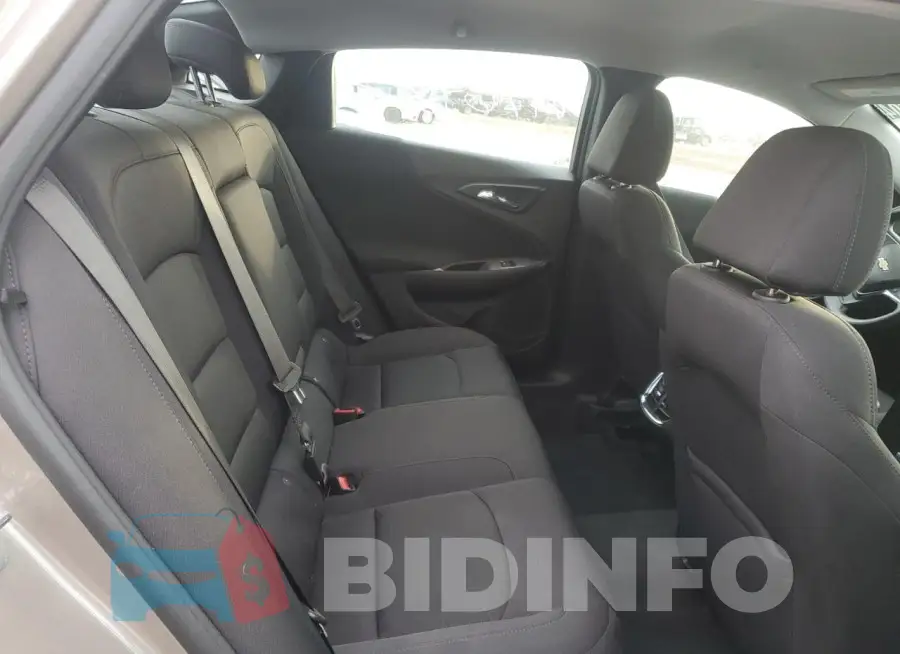 1G1ZD5ST2RF170301 Photo# 10