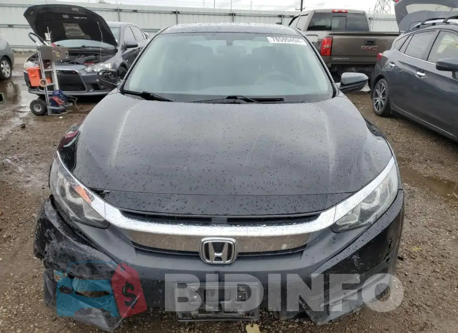19XFC2F70GE053963 Photo# 5