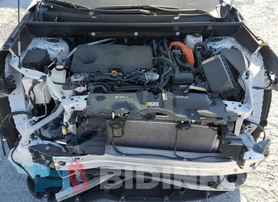 2T3E6RFV4RW060996 Photo# 12