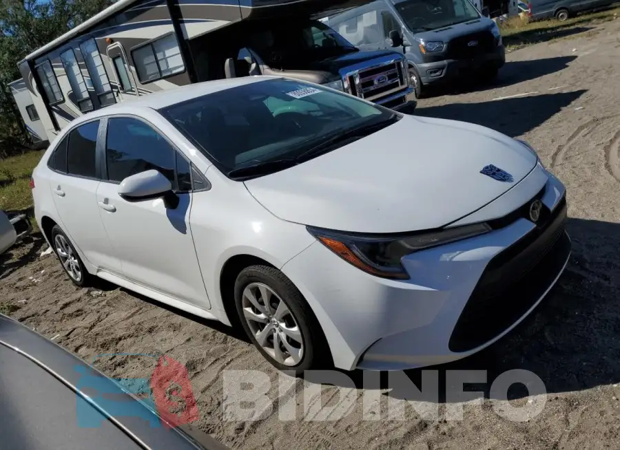 5YFB4MDE3RP157969 Photo# 4