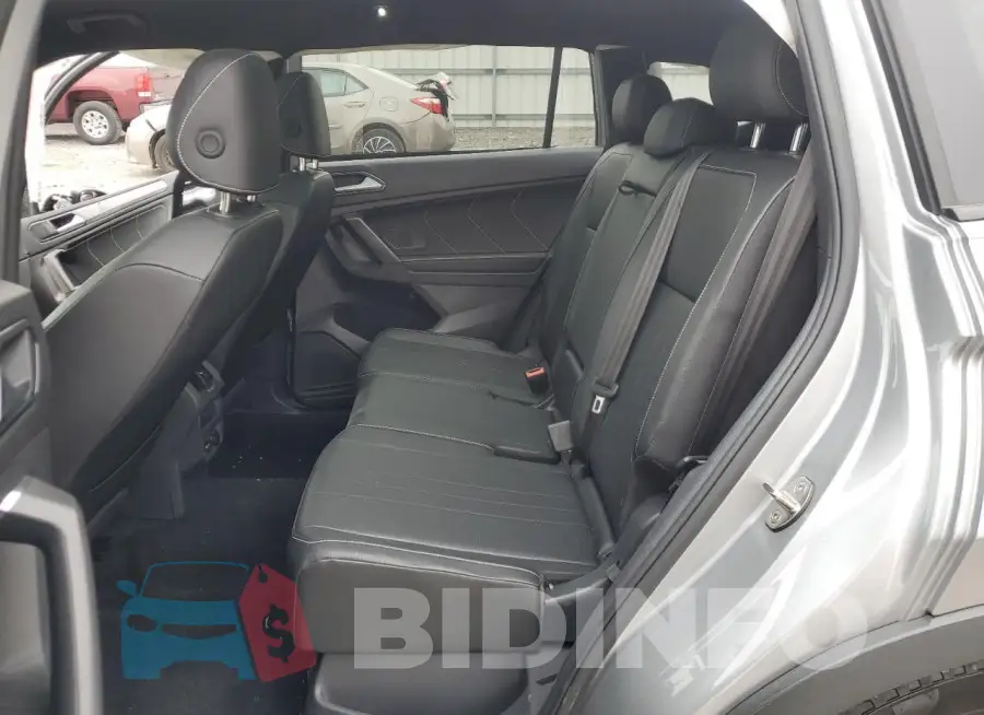 3VV8B7AX2NM002159 Photo# 11