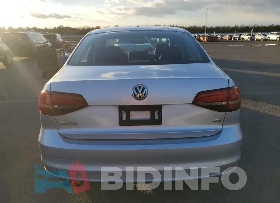 3VW267AJXGM307770 Photo# 6