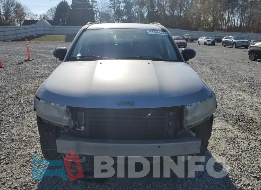 1C4NJCBA4GD726540 Photo# 5