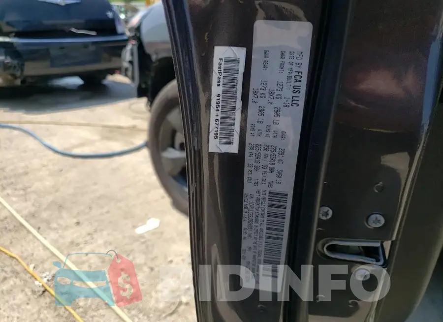 1C4PJLCB3JD620393 Photo# 14