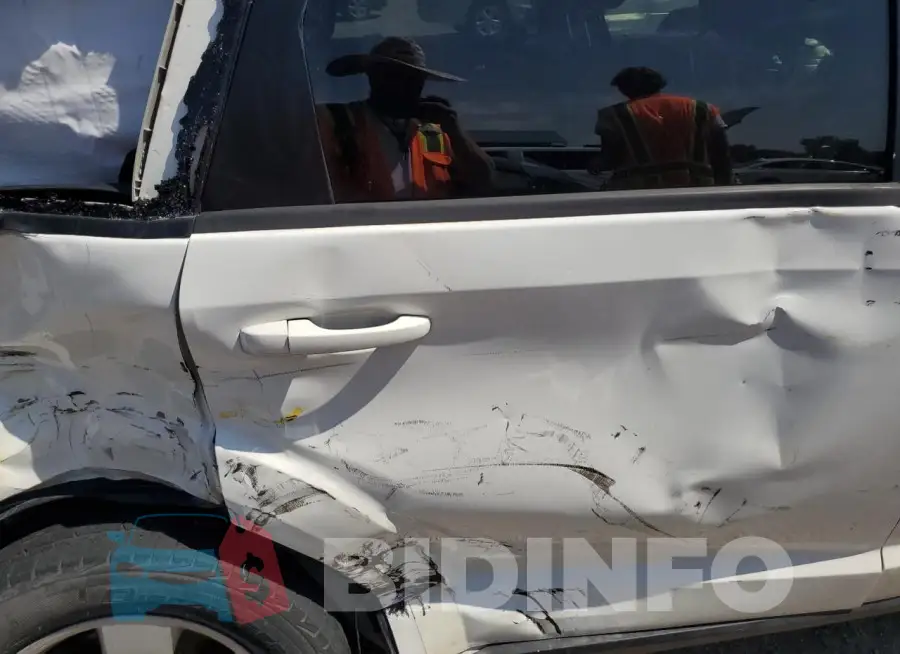 3C4PDCAB1GT154105 Photo# 11