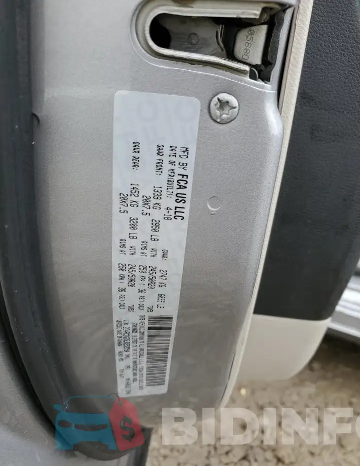 2C4RC1GG5JR252194 Photo# 13