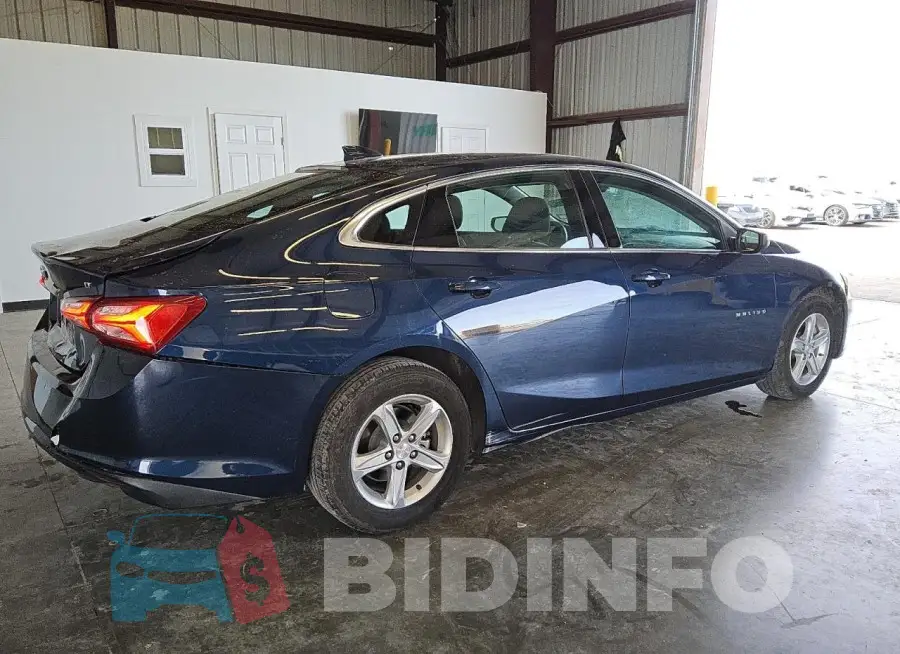 1G1ZD5ST8NF158132 Photo# 3