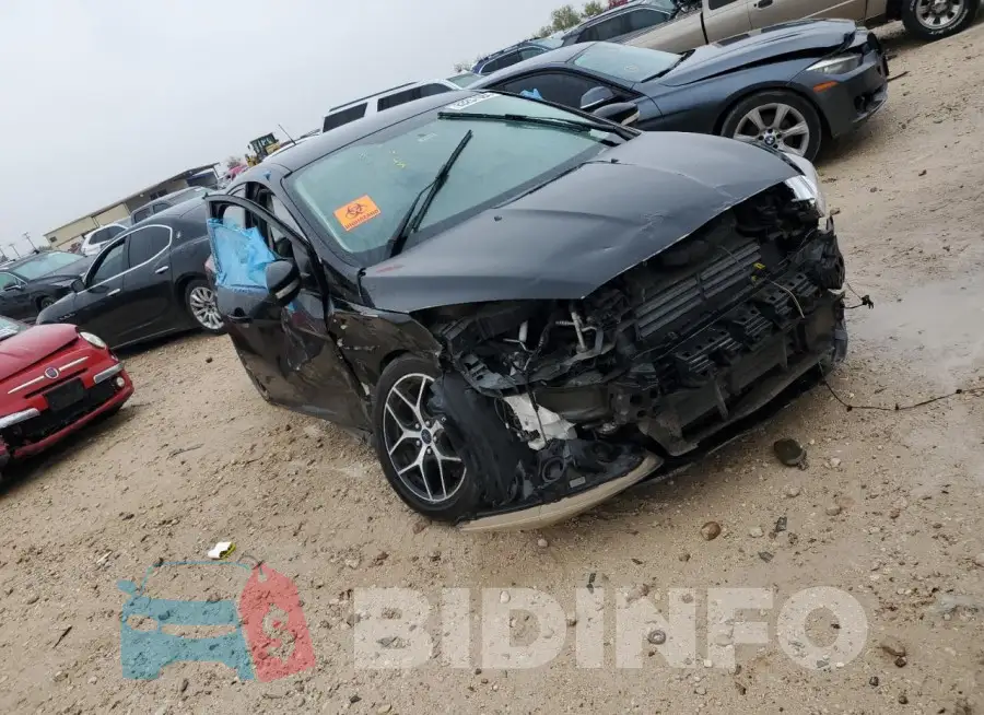 1FADP3K28GL233832 Photo# 4