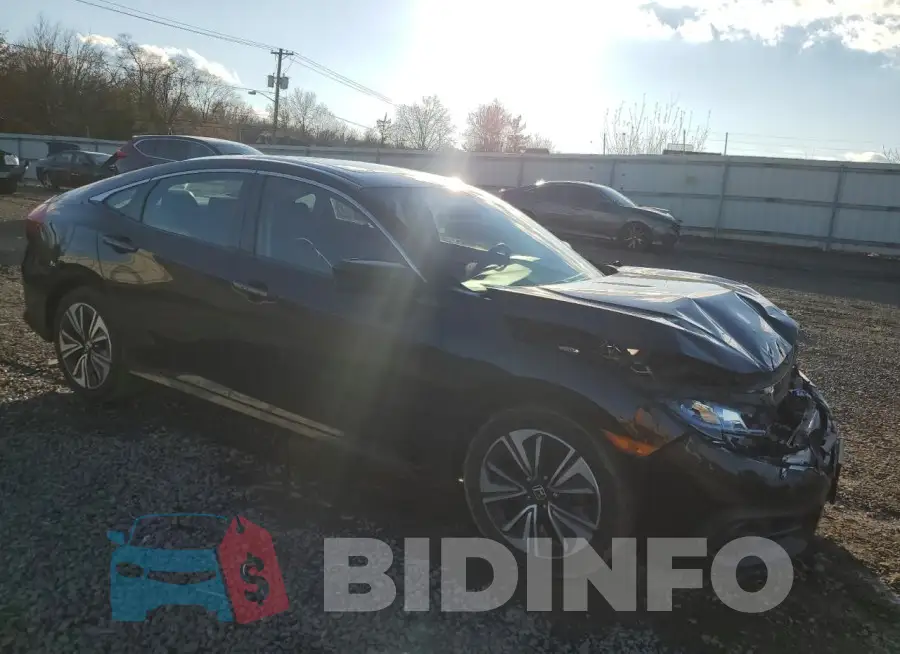 19XFC1F36HE205513 Photo# 4