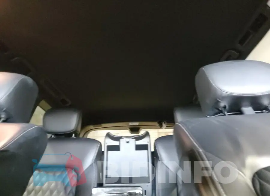JN8AZ2BF9M9716246 Photo# 10