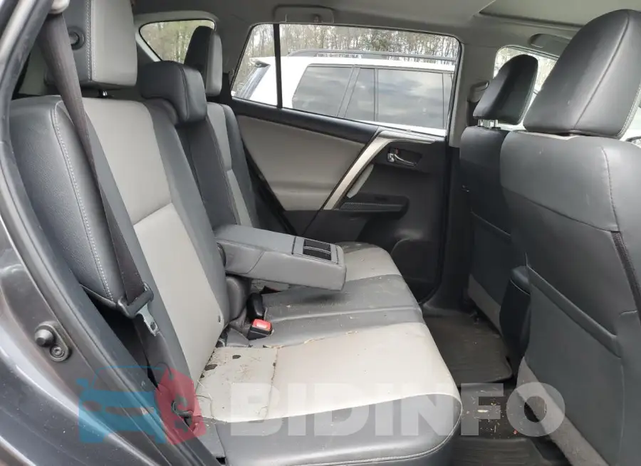 JTMDFREV8FD173064 Photo# 11