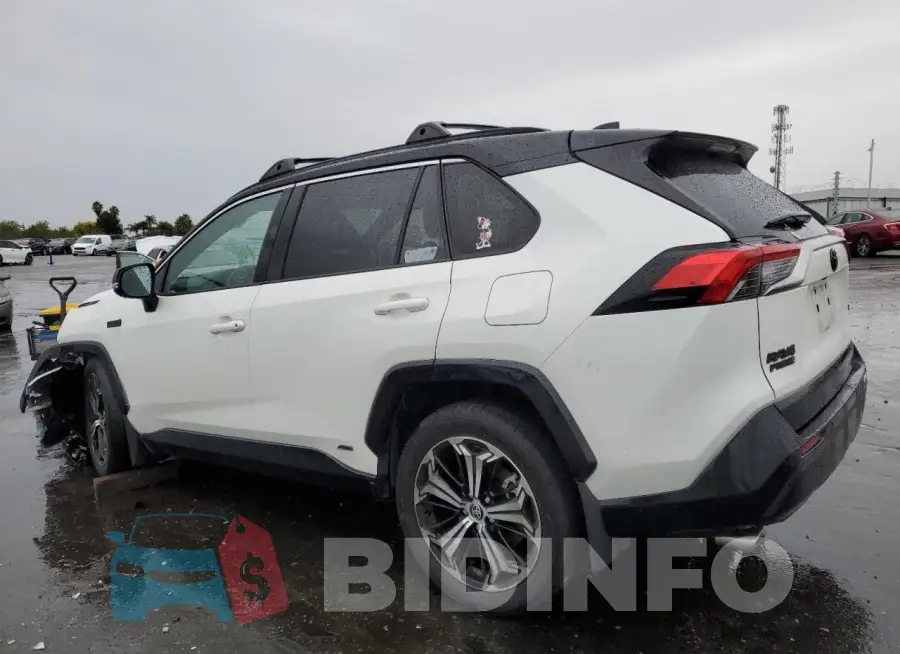JTMFB3FV5MD053395 Photo# 2