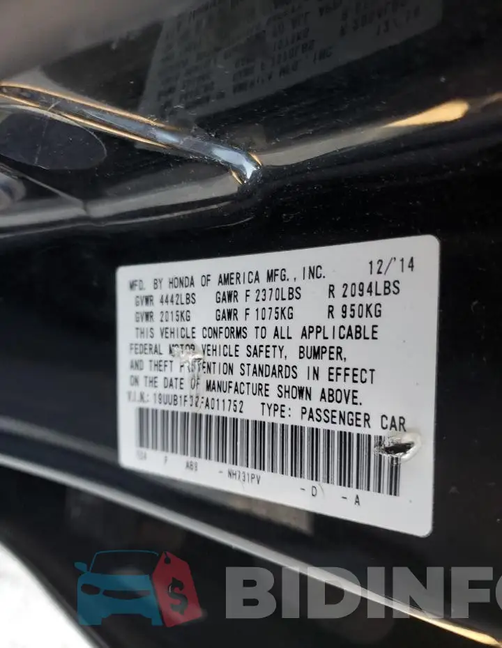19UUB1F32FA011752 Photo# 12
