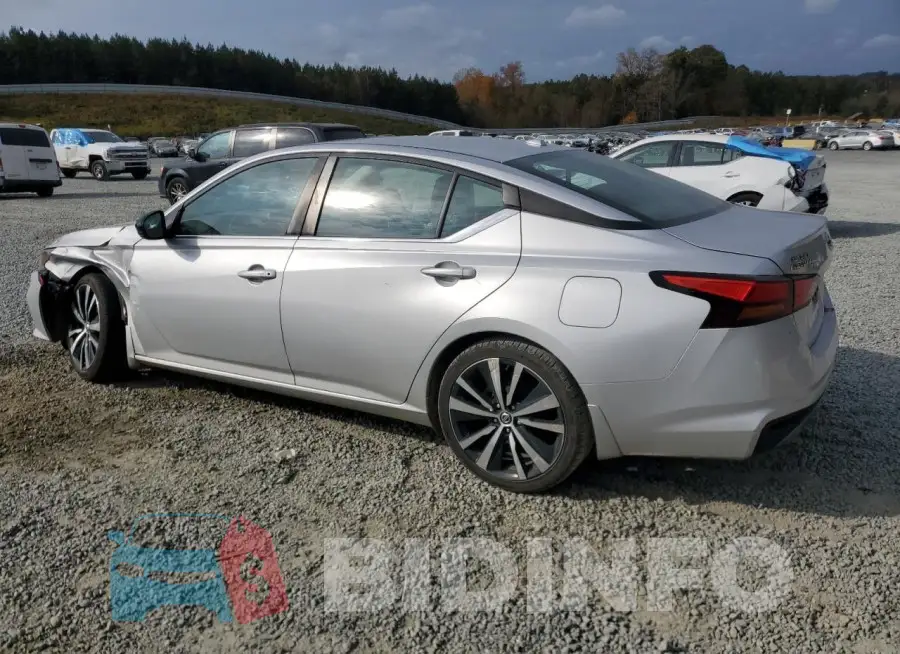 1N4BL4CV5KC204735 Photo# 2