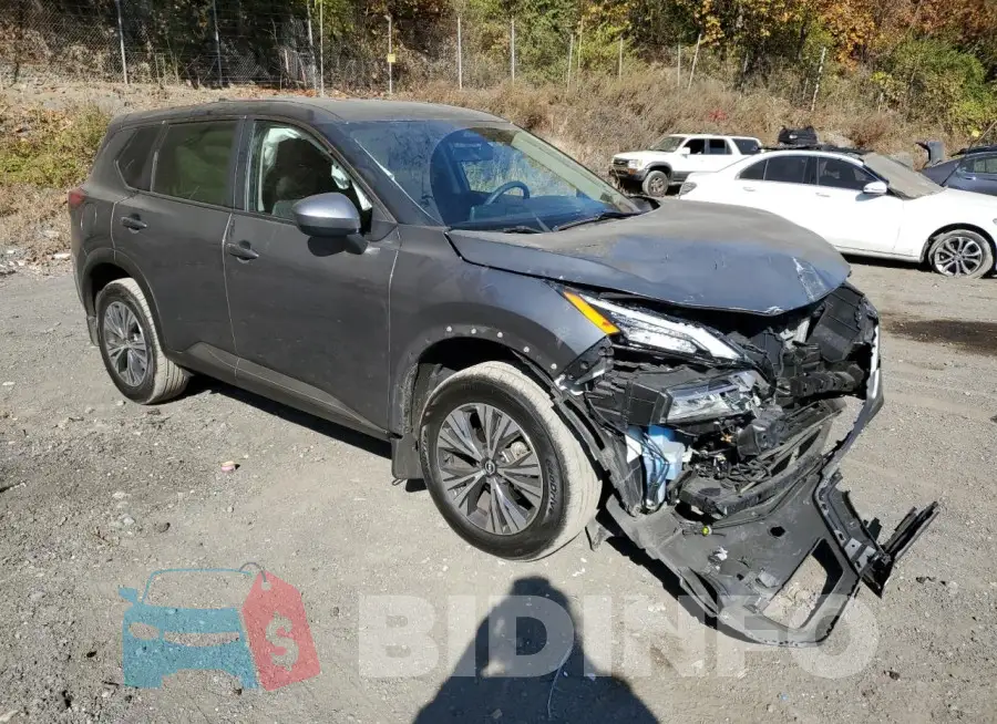 JN8BT3BBXPW468846 Photo# 4